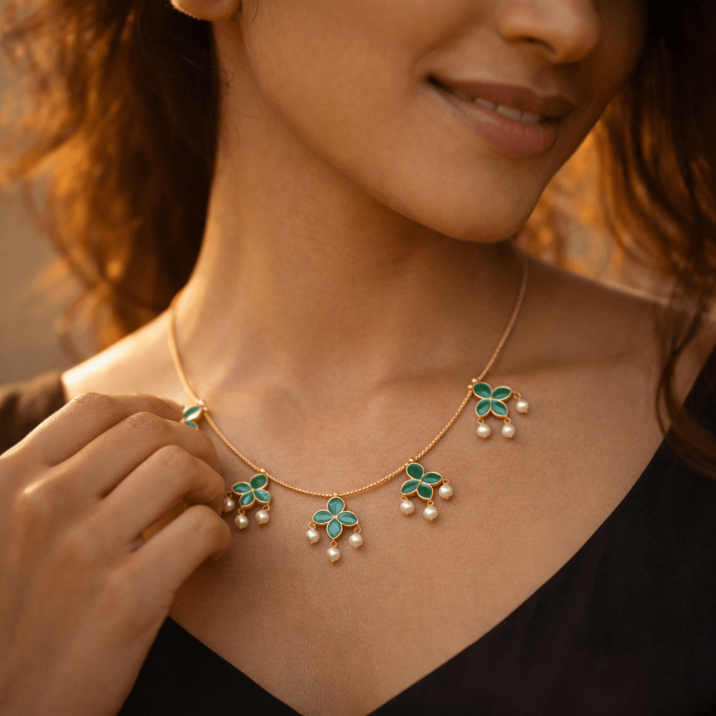 Minimal Green Floral Choker Necklace - Tara Dhara