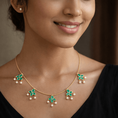 Minimal Green Floral Choker Necklace - Tara Dhara